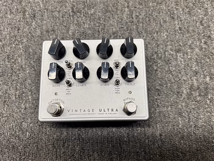 Darkglass Vintage Ultra + AUX In (použité) - Basgitarový efekt