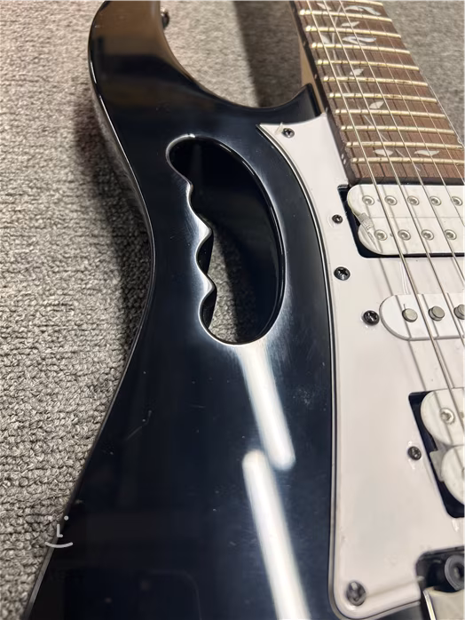 Ibanez JEMJR-BK (použité) - Elektrická gitara