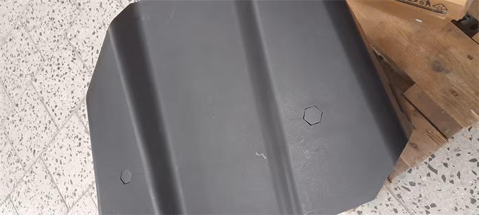 Mackie SRT210 (použité) - Aktívny reprobox