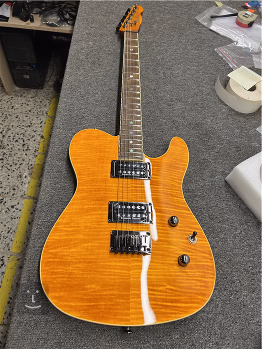 Fender Special Edition Custom Telecaster FMT HH LRL AM (poškodené) - Elektrická gitara