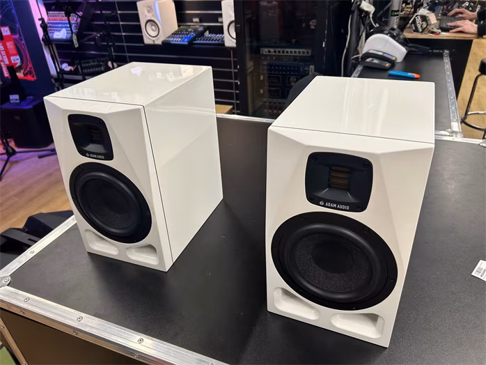 ADAM AUDIO A7V White (použité) - Aktívny štúdiový monitor