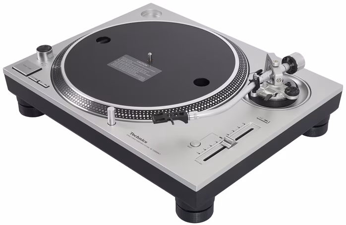Technics SL-1200MK7 - DJ gramofón s priamym pohonom
