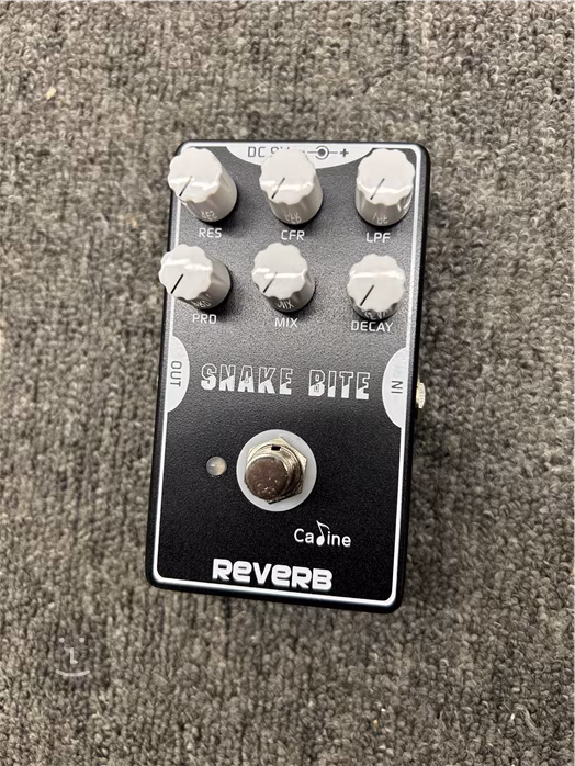 Caline CP-26 Snake Bite (použité) - Gitarový efekt