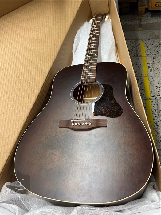 Art & Lutherie Americana Bourbon Burst (použité) - Akustická gitara