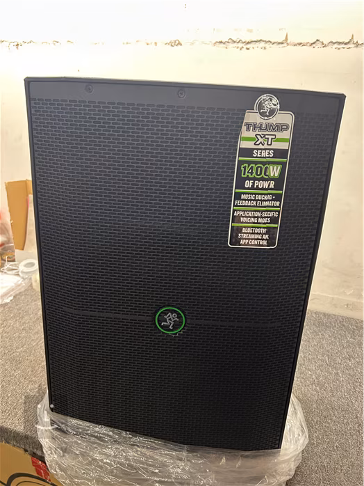 Mackie Thump215XT (použité) - Aktívny reprobox