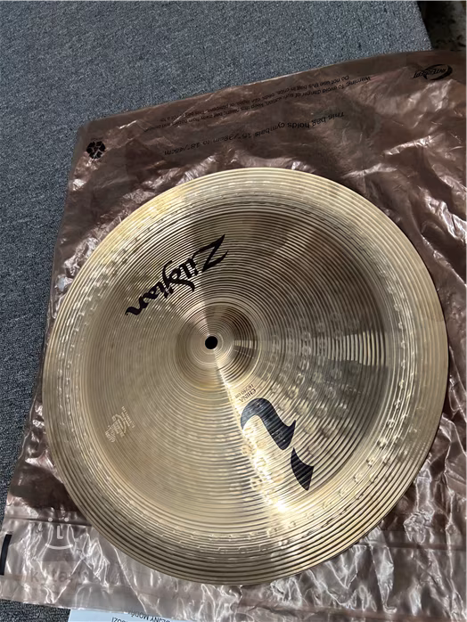 Zildjian 16" I Series China (použité) - Činel china