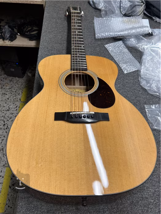 Eastman E10OM-TC (použité) - Akustická gitara