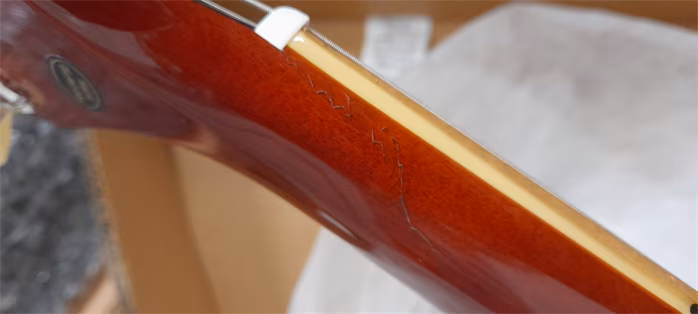 Epiphone ES-335 Figured Raspberry Tea Burst (poškodené) - Semiakustická gitara