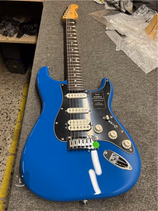 Fender Player II Modified Stratocaster HSS RW EBL (použité) - Elektrická gitara
