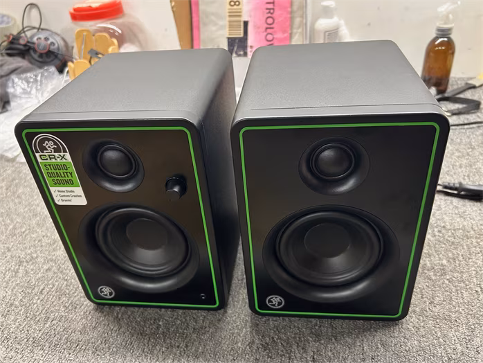 Mackie CR4-X (použité) - Aktívne štúdiové monitory