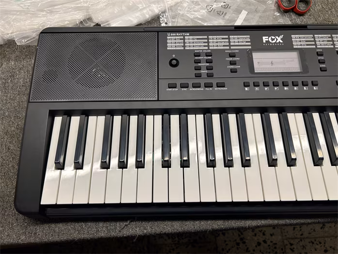 Fox K25 (použité) - Klávesy bez dynamiky