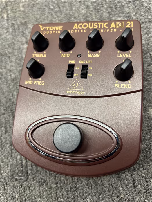 Behringer ADI21 (použité) - Gitarový efekt