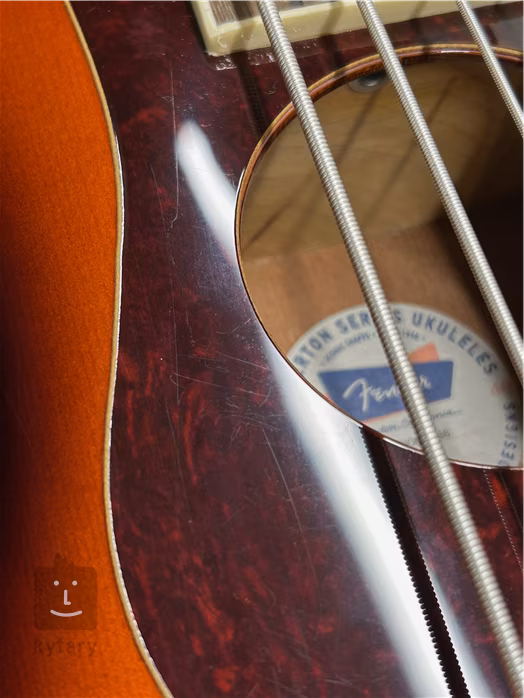 Fender Fullerton Precision Bass Uke WN 3CS (použité) - Basové ukulele