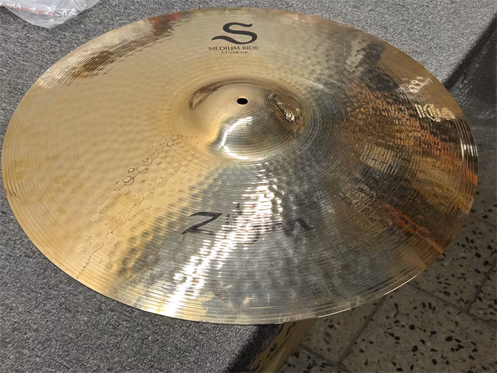 Zildjian 22" S Series Medium Ride (použité) - Činel ride