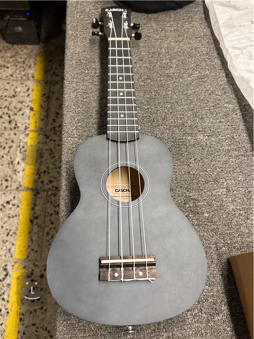 Cascha HH 3969 Soprano Ukulele Bundle Black (použité) - Ukulele komplet