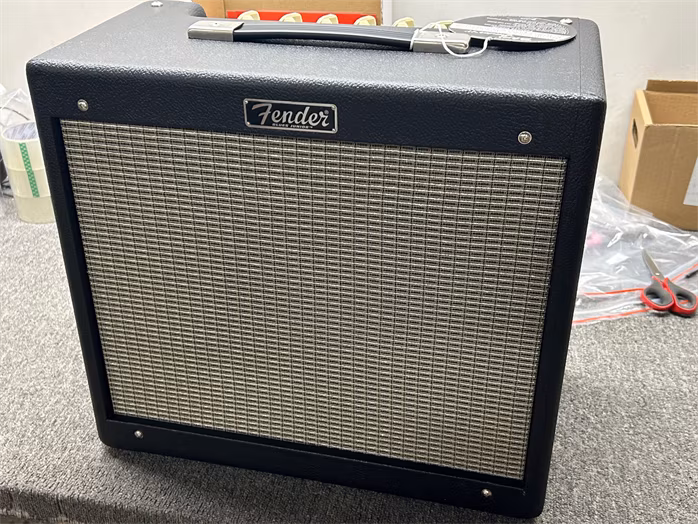 Fender Blues Junior IV (použité) - Gitarové lampové kombo